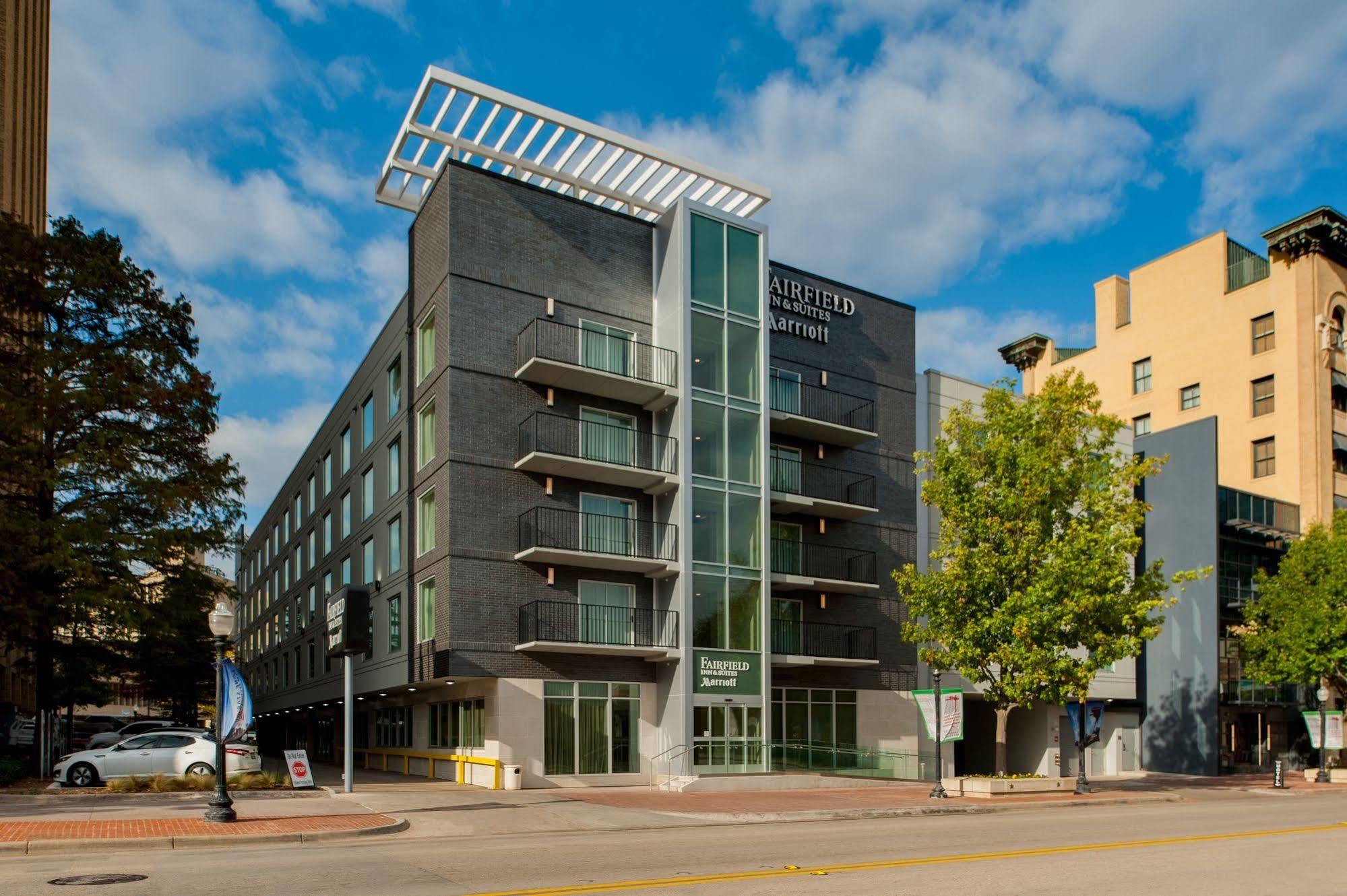 Fairfield Inn & Suites Fort Worth Downtown/Convention Center Exterior foto