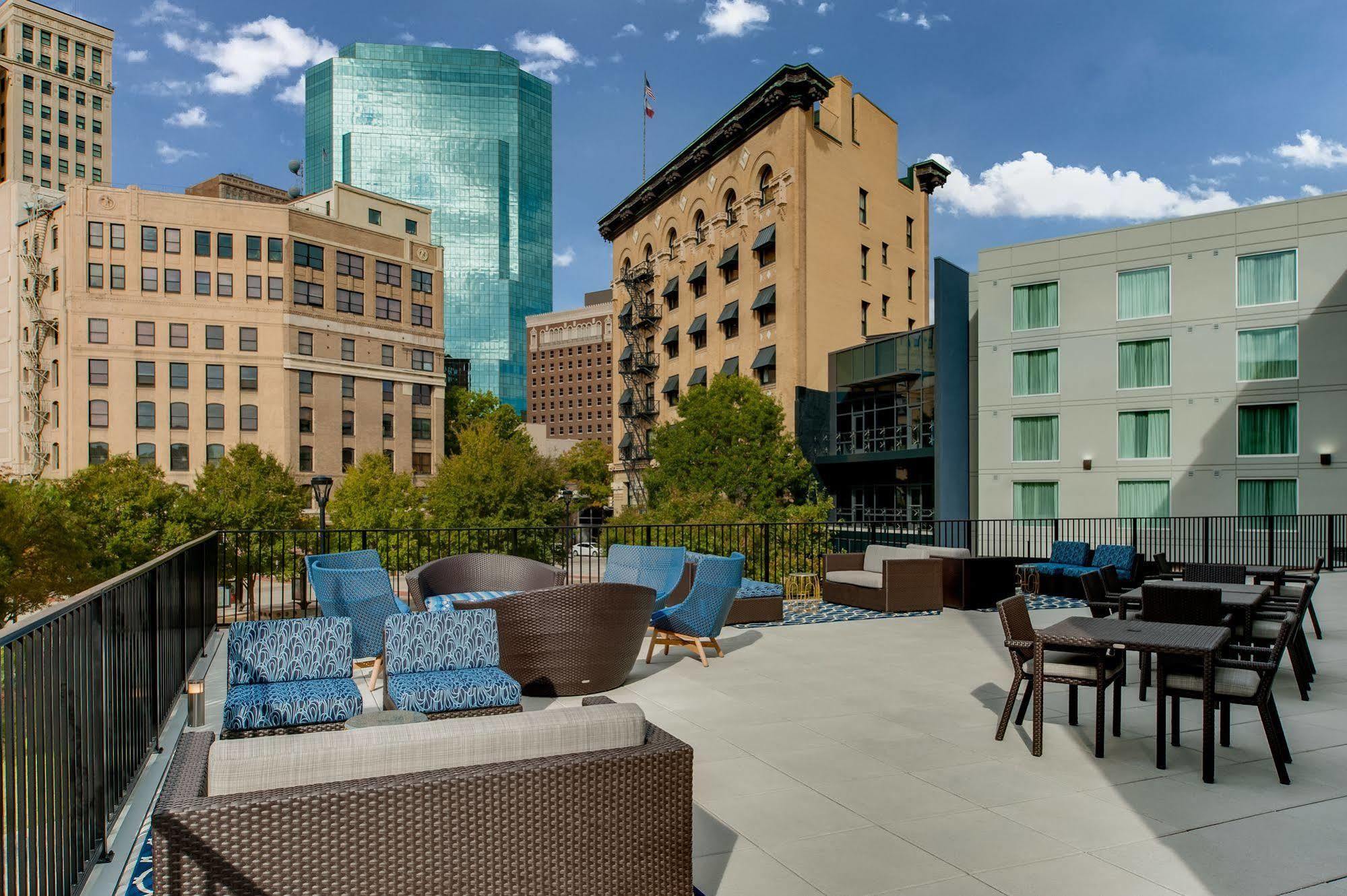 Fairfield Inn & Suites Fort Worth Downtown/Convention Center Exterior foto